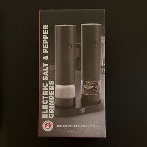 NEW Electric Salt and Pepper Grinders